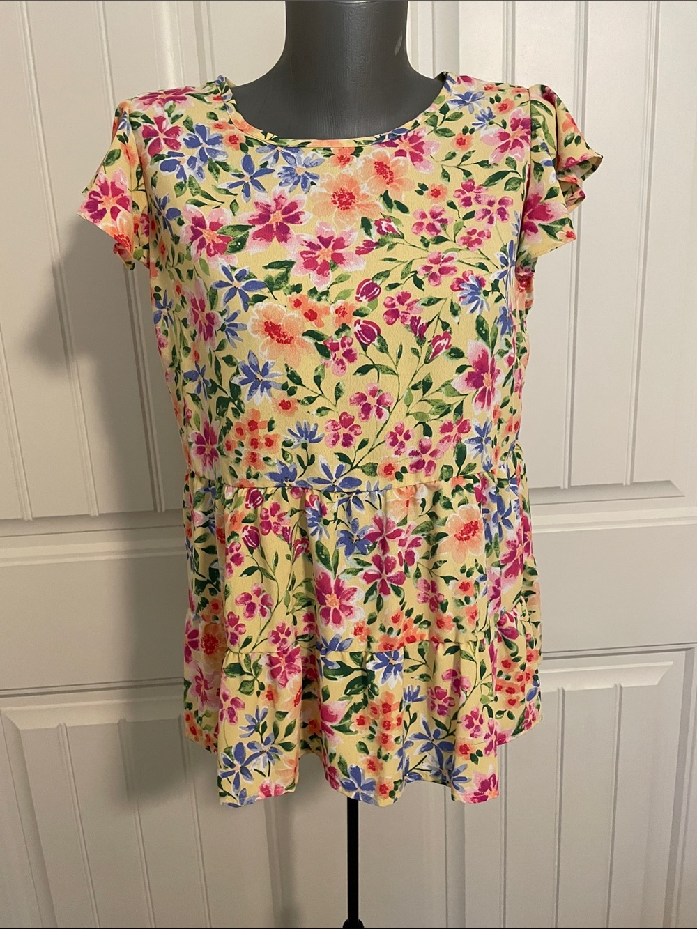 Floral Peplum Short-Sleeve Blouse in Yellow